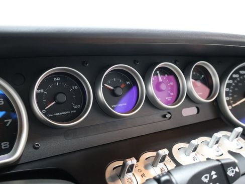 Used 2006 Ford GT image 21