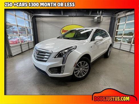 Used 2019 Cadillac XT5 Luxury FWD image 1