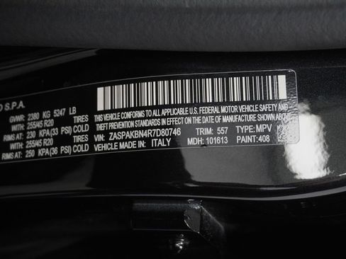 Used 2024 Alfa Romeo Stelvio Veloce image 57