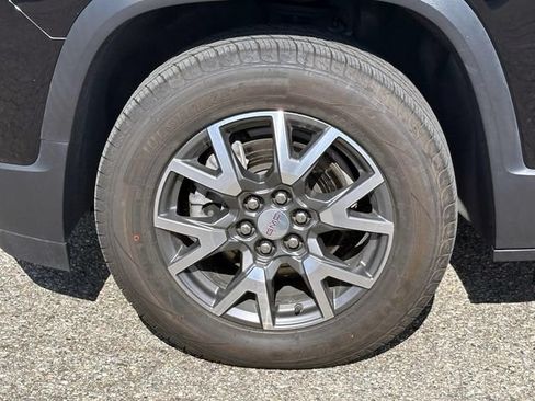 Used 2022 GMC Acadia SLE w/ Driver Convenience Package AWD/4WD image 8