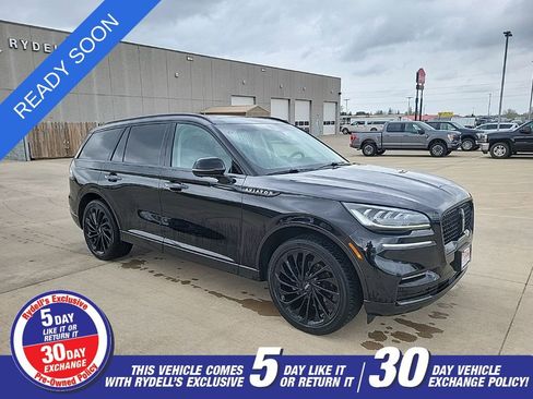 Used 2023 Lincoln Aviator Reserve w/ Equipment Group 201A image 1
