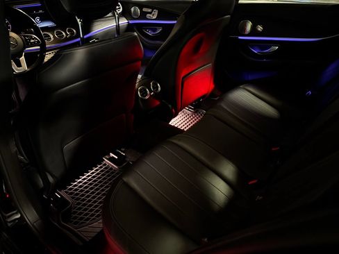 Used 2020 Mercedes-Benz E 350 Sedan image 19