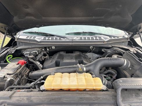 Used 2018 Ford F150 XLT w/ Equipment Group 302A Luxury image 12