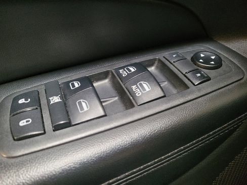 Used 2018 Jeep Grand Cherokee Limited w/ Trailer Tow Group IV AWD/4WD image 27