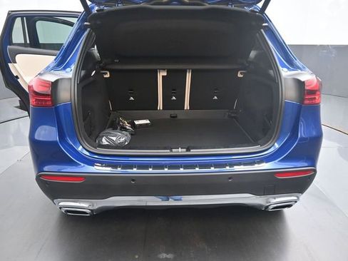 Used 2025 Mercedes-Benz GLA 250 image 14