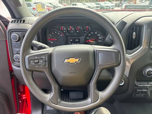 Used 2025 Chevrolet Silverado 2500 Custom AWD/4WD image 16