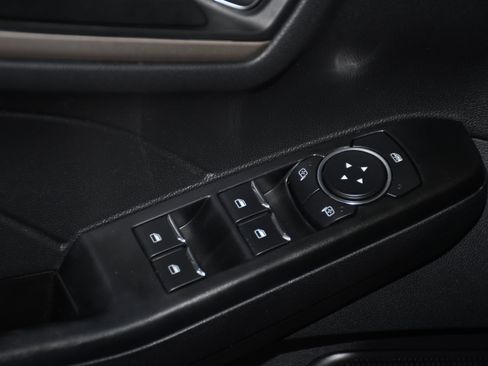 Used 2022 Ford Escape SE w/ SE Sport Appearance Package image 11