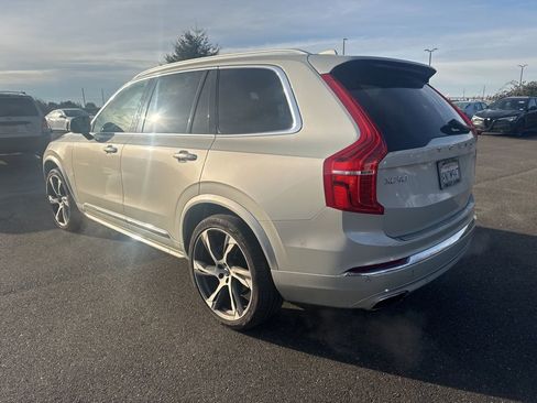 Used 2020 Volvo XC90 T6 Inscription w/ Protection Package Premier image 2