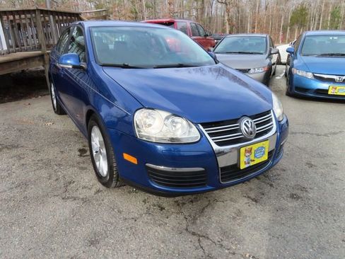 Used 2009 Volkswagen Jetta S image 4