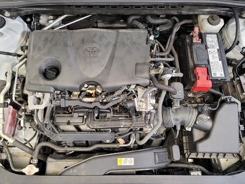 Used 2022 Toyota Camry SE image 30