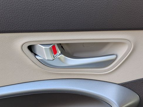 Used 2018 Hyundai Santa Fe Sport image 27