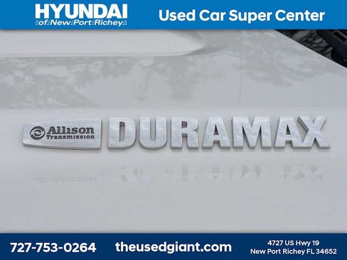 Used 2018 GMC Sierra 2500 Denali w/ Duramax Plus Package AWD/4WD image 14