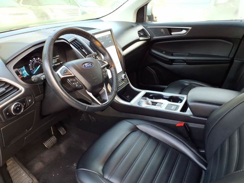 Certified 2024 Ford Edge SEL AWD/4WD image 9
