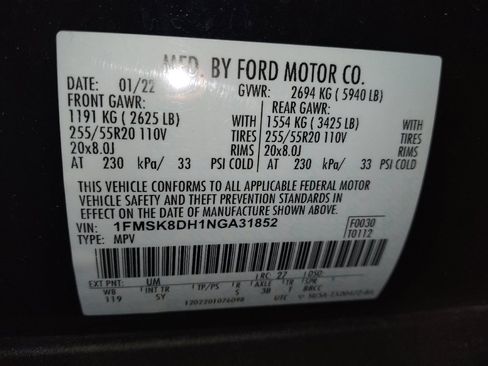 Used 2022 Ford Explorer XLT w/ Equipment Group 202A AWD/4WD image 33