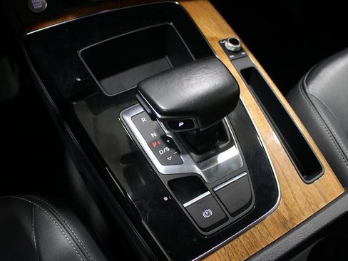 Used 2023 Audi Q5 2.0T Premium AWD/4WD image 19
