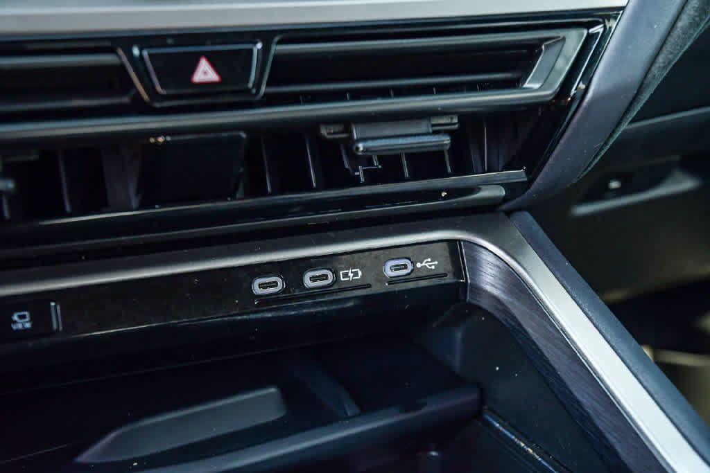 Used 2025 Lexus TX 500h AWD w/ Technology Package image 24