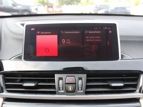 Used 2020 BMW X1 xDrive28i w/ Convenience Package AWD/4WD image 17