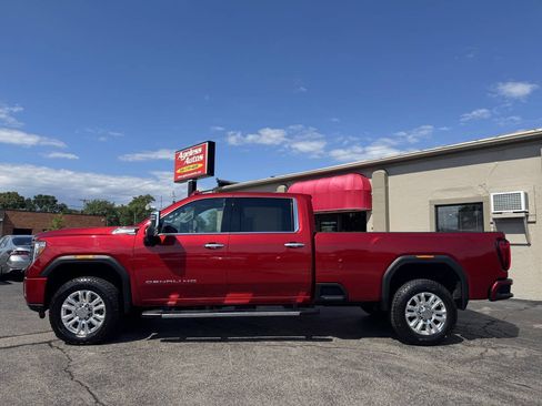 Used 2022 GMC Sierra 2500 Denali w/ Denali Ultimate Package AWD/4WD image 6