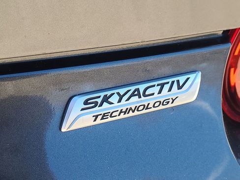 Used 2016 MAZDA MX-5 Miata Club image 16