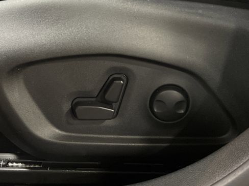 Used 2025 Jeep Compass Limited w/ Elite Group image 10