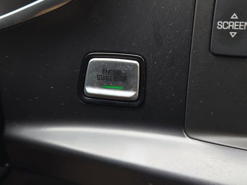 Used 2017 Chevrolet Corvette Stingray Coupe w/ 1LT image 22