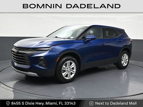 Used 2022 Chevrolet Blazer LT FWD image 1