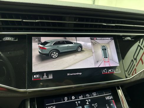 Used 2020 Audi Q8 Premium Plus w/ Premium Plus Package image 30