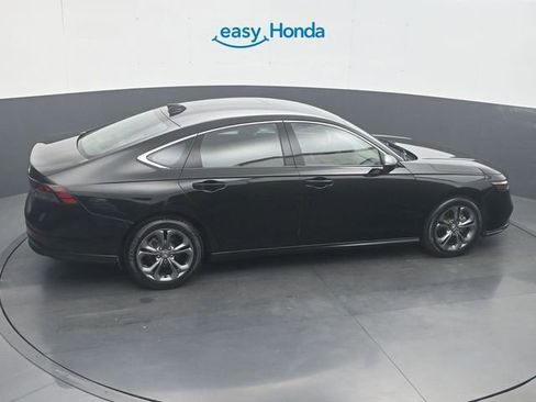 Used 2023 Honda Accord EX image 26