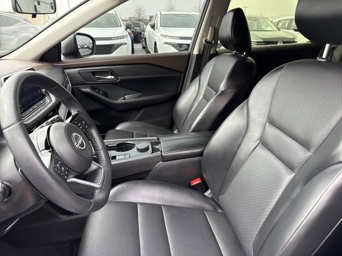 Certified 2023 Nissan Rogue SV w/ SV Premium B Package image 5