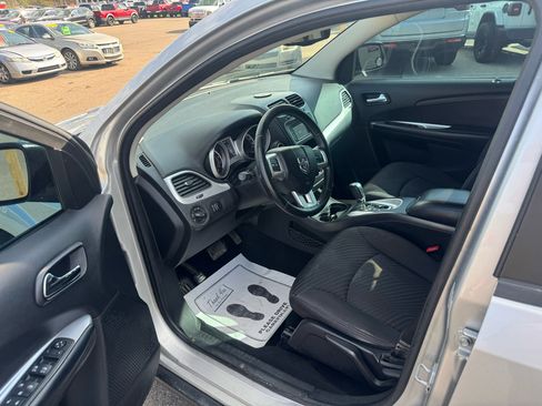 Used 2012 Dodge Journey SXT image 11