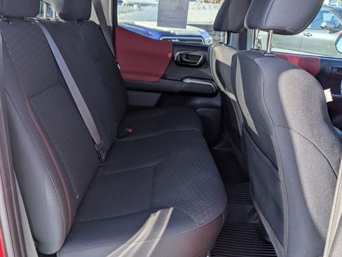 Certified 2021 Toyota Tacoma SR5 image 19