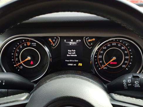 Used 2022 Jeep Wrangler Sport S image 21