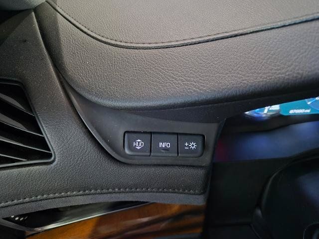Used 2017 Cadillac Escalade Luxury AWD/4WD image 23