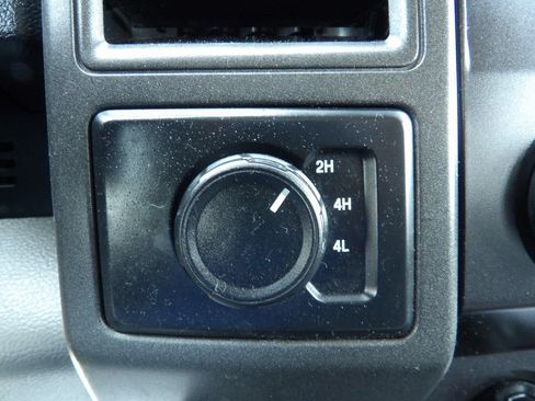 Used 2020 Ford F350 XL w/ Power Equipment Group AWD/4WD image 22
