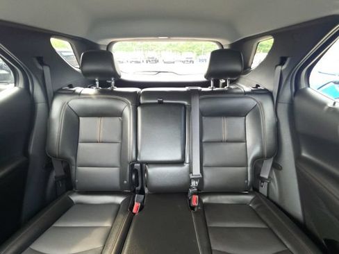 Used 2024 Chevrolet Equinox Premier AWD/4WD image 28