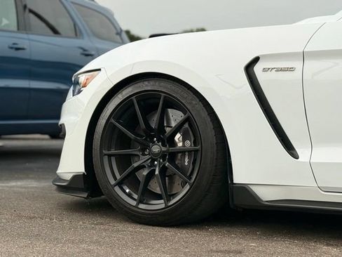 Used 2016 Ford Mustang Shelby GT350 w/ Technology Package RWD image 49