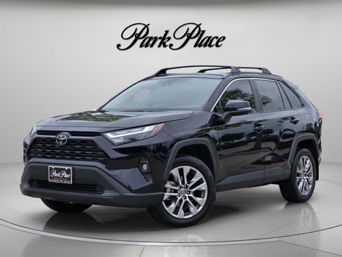 Used 2023 Toyota RAV4 XLE Premium FWD image 1