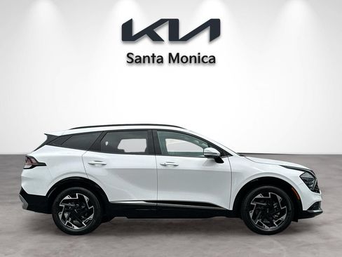 Certified 2025 Kia Sportage SX FWD image 8