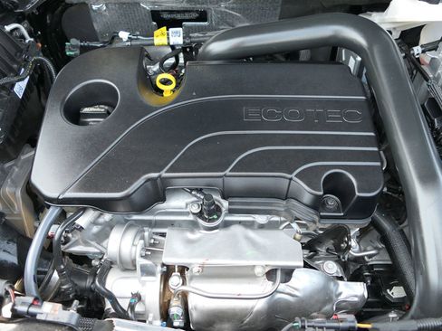 Used 2026 Chevrolet Equinox LT FWD image 26