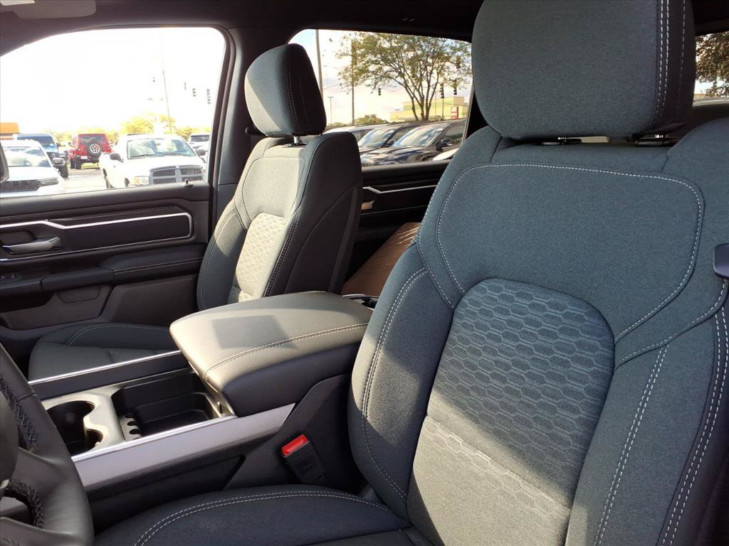 New 2026 RAM 1500 Big Horn AWD/4WD image 10