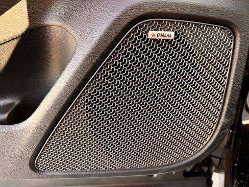 New 2026 Mitsubishi Outlander ES image 32