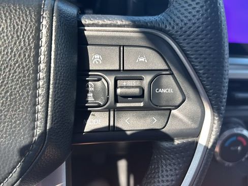 Used 2024 Toyota Tacoma TRD Off-Road AWD/4WD image 21