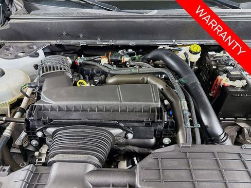 Certified 2025 Ford Maverick XLT w/ XLT Luxury Package image 30