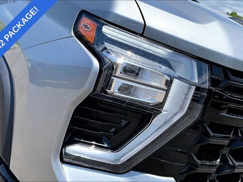 Used 2025 Chevrolet Silverado 2500 ZR2 w/ Technology Package AWD/4WD image 24