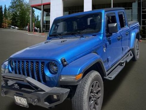 Used 2023 Jeep Gladiator Sport AWD/4WD image 33