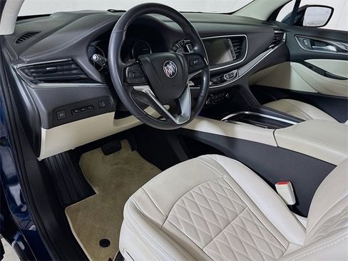 Used 2022 Buick Enclave Avenir w/ Avenir Technology Package image 7