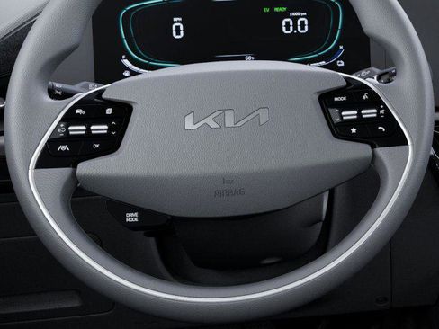 New 2026 Kia Niro LX image 23