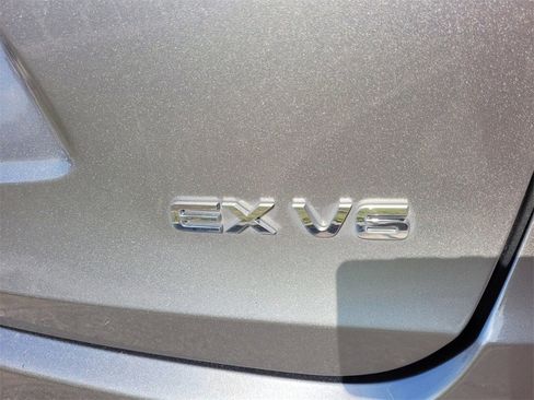 Used 2017 Kia Sorento EX image 13