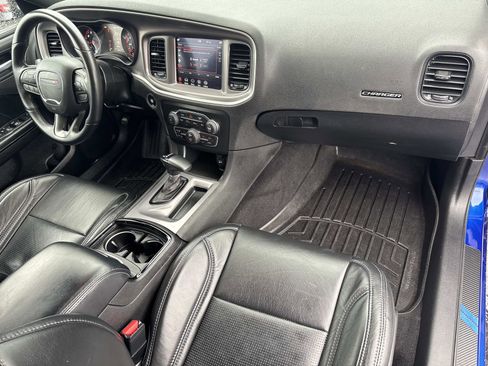 Used 2022 Dodge Charger GT w/ Blacktop Package image 31