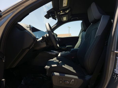 New 2026 BMW X3 xDrive30i w/ Premium Package AWD/4WD image 7